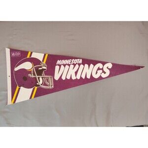 Vintage NFL Minnesota Vikings Football Felt Pennant 12"x30"